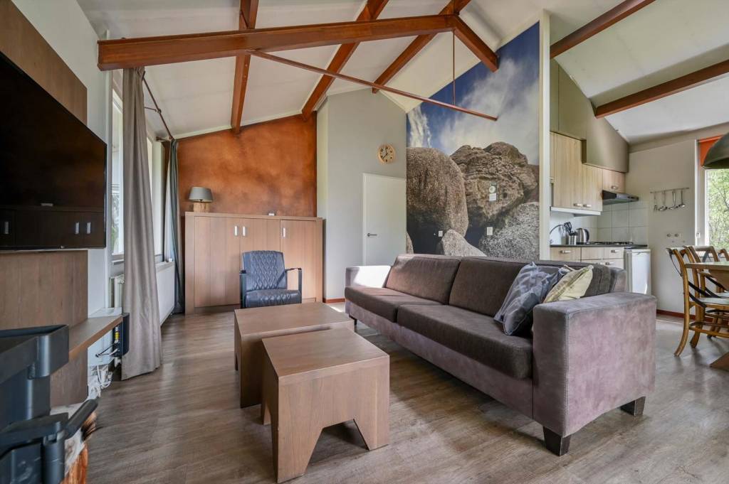 Woning te koop: Oshaarseweg 24NR.-007, Echten