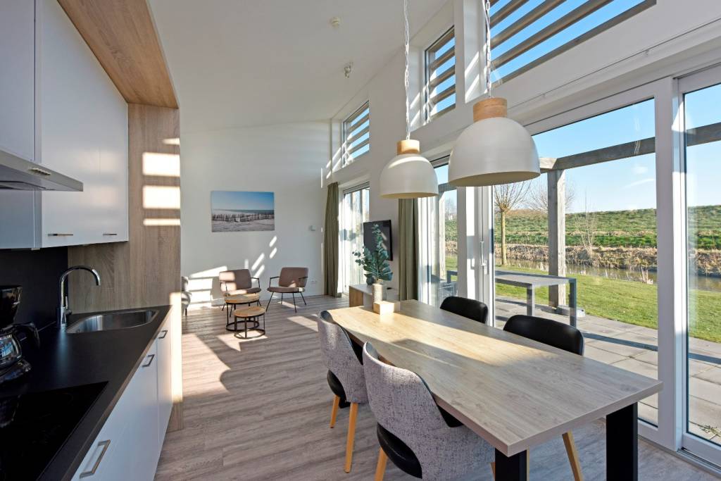 Vrijstaande woning te koop: Strandloper 11, Kamperland