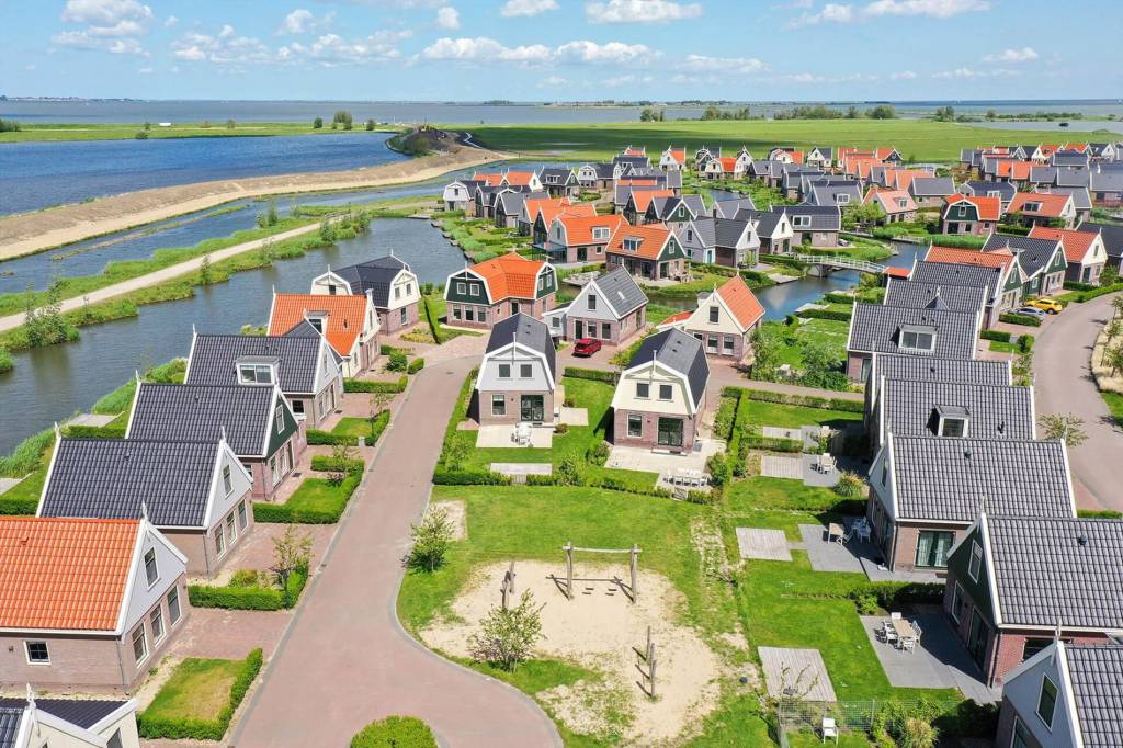 Woning te koop: Zeedijk 2NR.-317, Uitdam