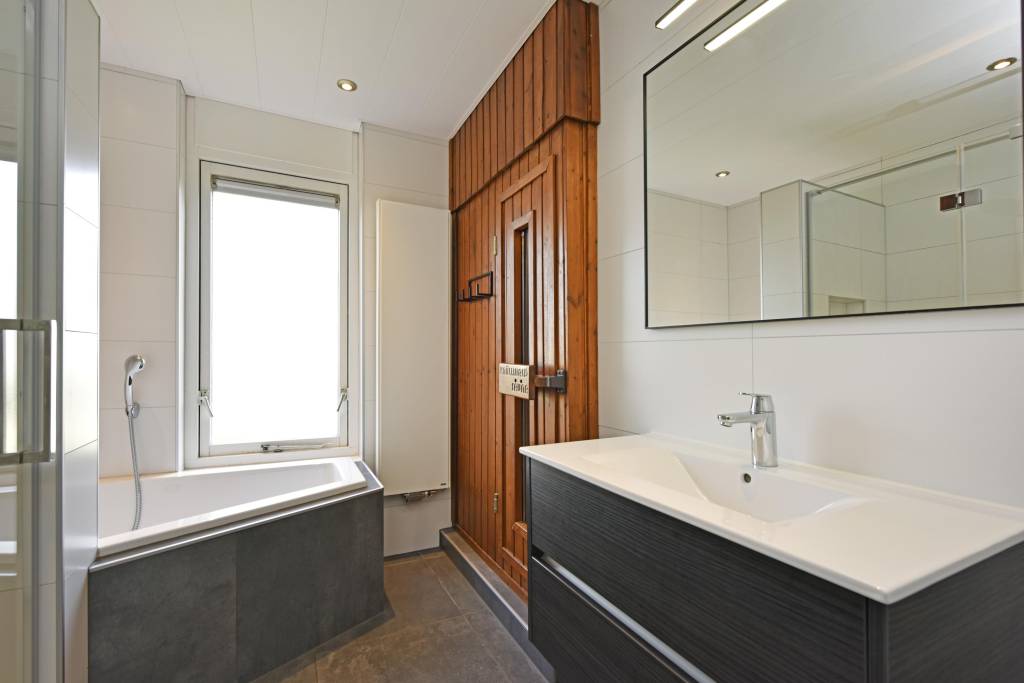 Vrijstaande woning te koop: Ostrea 156, Kamperland