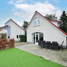 The Buiten of Type Comfort Villa 6 - nr. 20 in Resort Arcen