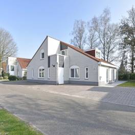 The Buiten of Type Luxe Villa 4B - nr. 93 in Resort Arcen