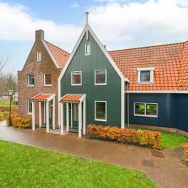 The Buiten of nr. 216 -  type VO7A Comfort in Landal Marinapark Volendam