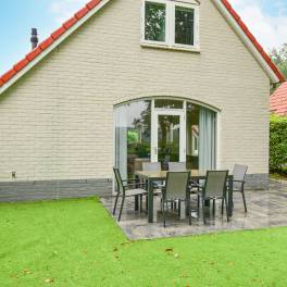 The Buiten of Type Luxe Villa 4B - nr. 3 in Resort Arcen