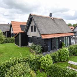 The Buiten of Type Watervilla 6A - nr. 36 in Waterstaete Ossenzijl