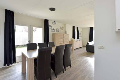 The Eetkamer of Type Comfort Villa 6 - nr. 16 in Resort Arcen