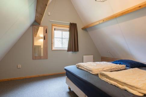 The Slaapkamer 4 of nr. 003 - type 8C Boerenhoeve in Landal Landgoed De Hellendoornse Berg