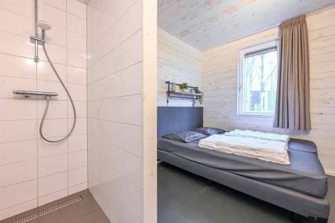 The Badkamer 1 of Type Lodge 6 - nr. 22 in Roompot Vakantiepark Schaijk