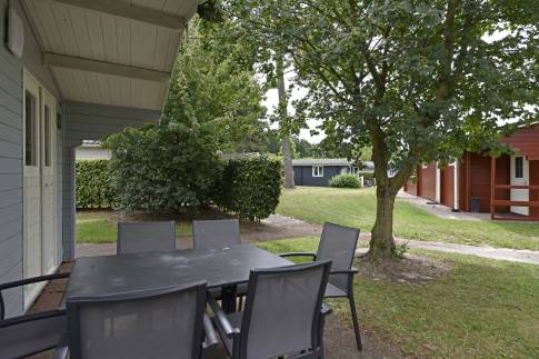 The Terras of Type Buitenverblijf Comfort 6 - nr. 292 in Resort Arcen