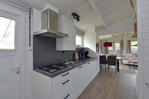 The Keuken of Type Buitenverblijf Comfort 6 - nr. 292 in Resort Arcen