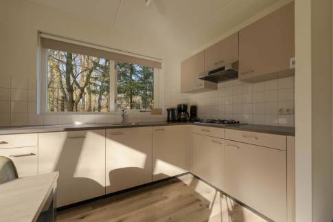 The Keuken of Type Bosvilla Comfort 6-7 - nr. 16 Moerbei in Landal Bungalowpark Hoenderloo
