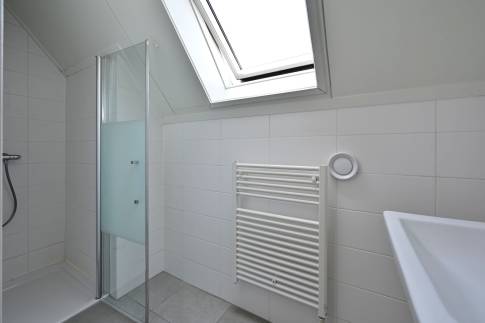 The Badkamer 1 of nr. 137 - type 8C2 Vogelzang in Landal De Reeuwijkse Plassen