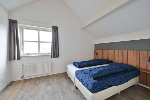 The Slaapkamer 4 of Type 8L1 - nr. 258 in Landal Beach Resort Ooghduyne