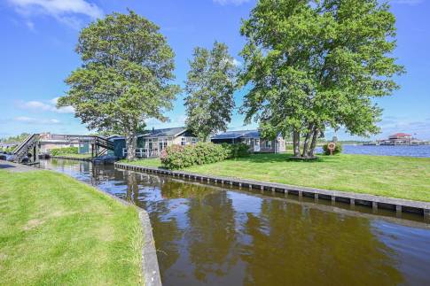 The Buiten of Type Oever Stern - nr. 34 in Vakantiepark Giethoorn