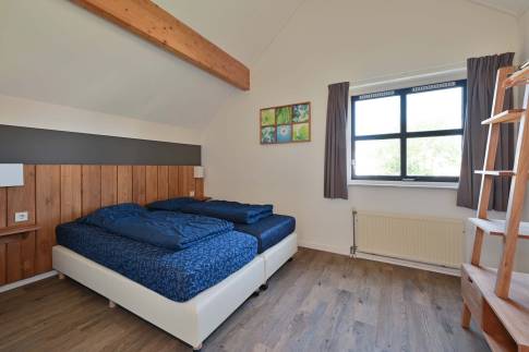 The Slaapkamer 3 of nr. 022 - type 6L1 in Landal Beach Resort Ooghduyne