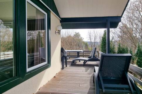 The Terras of Type Landhaus 6 Luxe - nr. 35 in Eifelpark Kronenburger See