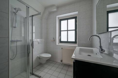 The Badkamer 1 of Type 10F1 - nr. 408 in Landal Esonstad