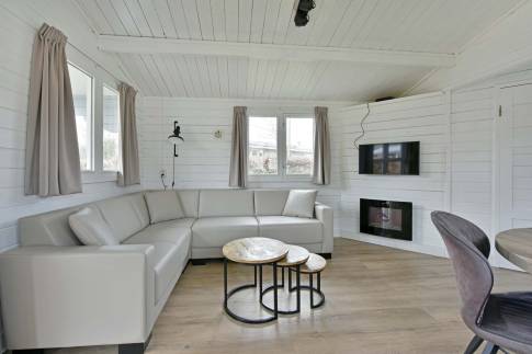 The Woonkamer of Type Buitenverblijf Wellness 4 - nr. 325 in Resort Arcen