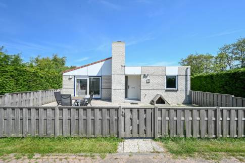 The Buiten of nr. 201 - type 4CD in Landal Beach Resort Ooghduyne