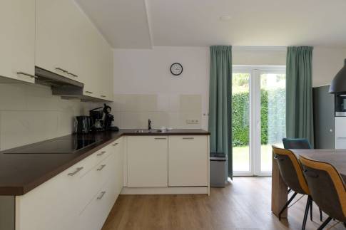 The Keuken of Type Comfort Villa 12 - nr. 185-186 in Resort Arcen