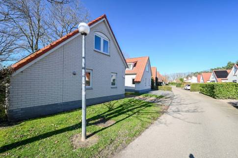 The Buiten of Type Comfort Villa 4 - nr. 2 in Resort Arcen