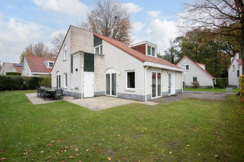 The Buiten of Type Comfort Villa - nr. 139-141 in Resort Arcen