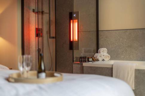 The Slaapkamer of nr. T5 - type Tiny Wellness Cabin 2P in Landgoed De IJsvogel