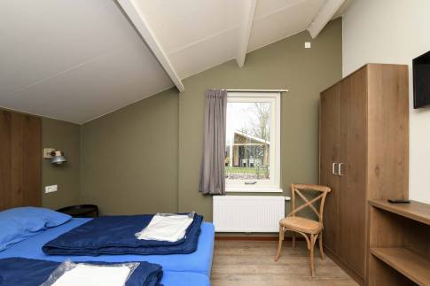 The Slaapkamer 1 of Type Sequoia 6P - nr. 37 in Vakantiepark Westerbergen