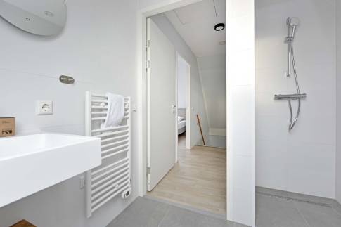 The Badkamer 6 of Type Vloedschuur - nr. 60 in Dormio Resort Nieuwvliet-Bad