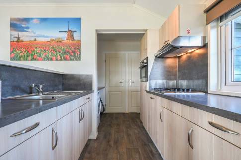 The Keuken of Type Oever Stern - nr. 34 in Vakantiepark Giethoorn