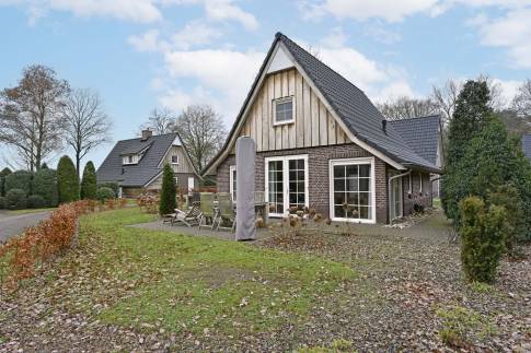 The Buiten of Type Wellness Lodge XL 4 - nr. 24 in Hof van Salland