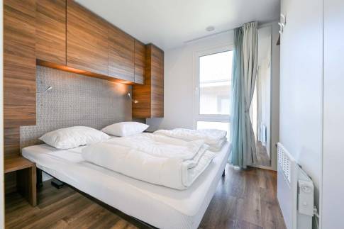 The Slaapkamer 1 of Type Berghem Chalet - nr. 17 in EuroParcs Gulperberg