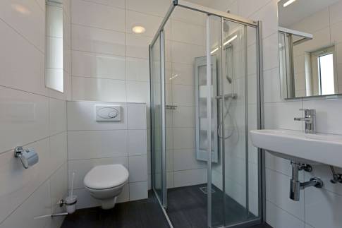 The Badkamer 2 of Type Luxe Villa 4 - nr. 274 in Resort Arcen