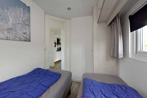 The Slaapkamer 2 of Type Buitenverblijf Comfort 5 - nr. 350 in Resort Arcen