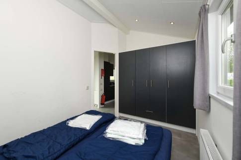 The Slaapkamer 1 of Type Velthorst 6 - nr. 234 in EuroParcs Zuiderzee