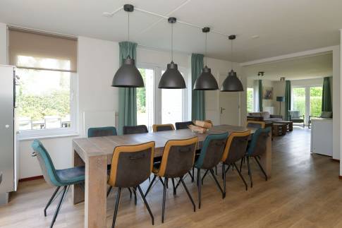 The Eetkamer of Type Comfort Villa 12 - nr. 185-186 in Resort Arcen