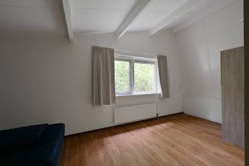 The Slaapkamer 3 of nr. 114 Kamperfoelie - type Bosvilla Comfort 6-7 in Landal Bungalowpark Hoenderloo