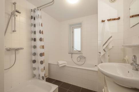 The Badkamer of nr. 510 - type CD6 Zakelijk in Cape Helius