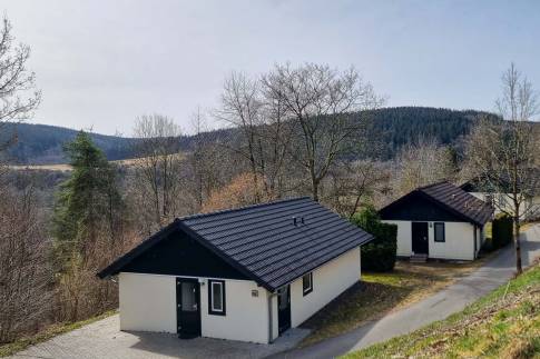 The Buiten of Type Landhaus 6 Luxe - nr. 35 in Eifelpark Kronenburger See