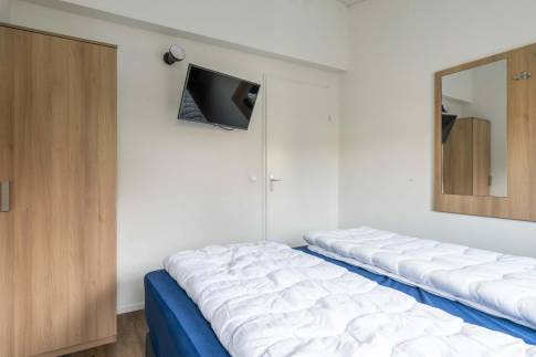 The Slaapkamer 1 of nr. 1082 - type 6C3 in Landal Waterparc Veluwemeer