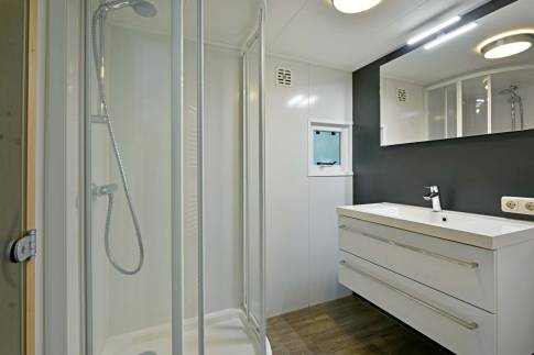 The Badkamer of Type Buitenverblijf Wellness 4 - nr. 342 in Resort Arcen