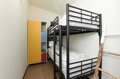 The Slaapkamer 2 of Type Farmland Family 6 - nr. 99 in Roompot Callantsoog