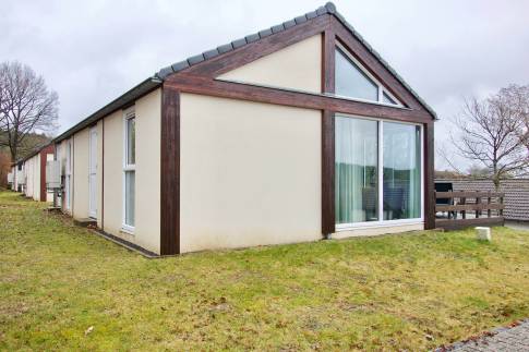 The Tuin of nr. 106 - type Landhaus 6 Luxe in Eifelpark Kronenburger See