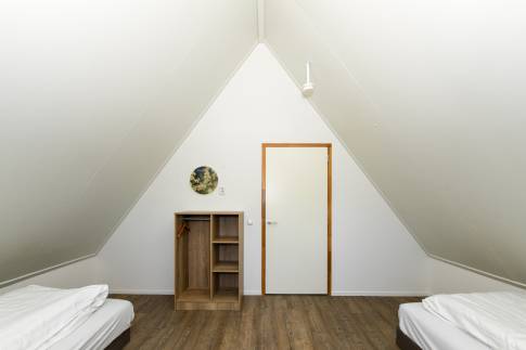 The Slaapkamer 2 of nr. 024 - type 4CT in Landal De Reeuwijkse Plassen