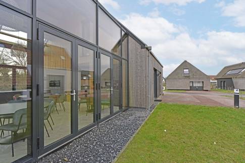 The Buiten of Type Vloedschuur - nr. 60 in Dormio Resort Nieuwvliet-Bad