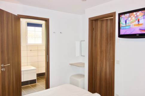 The Slaapkamer 4 of nr. 146 - type Astoria Luxe 8 in Eifelpark Kronenburger See