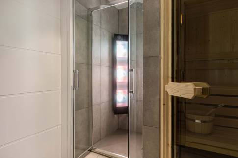 The Badkamer 2 of Type Jonkheer - 6L2 in Landal Landgoed Bourtange