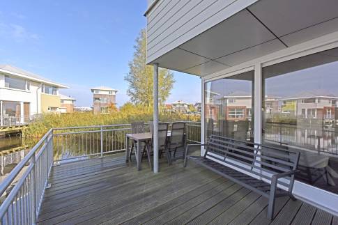 The Terras of Type 4EL - nr. 528 in Landal Esonstad