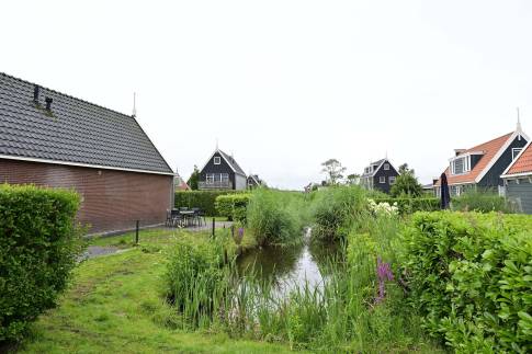 The Omgeving of Type Waterland 8 - nr. 119 in Vakantiepark De Beemster