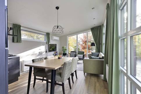 The Eetkamer of Type Bos Lodge Silva Natuur - nr. 145 in Landgoed De Scheleberg